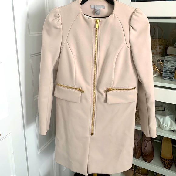 Coat - Picture 1 of 2